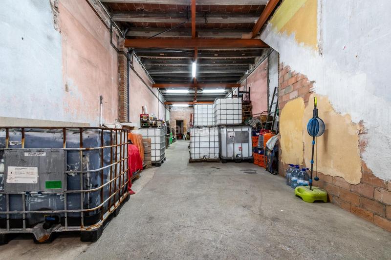 Foto 1ca1a69a-0b99-4eff-a77d-f13203f03717. Haus mit heizung parking in Creu Alta Sabadell