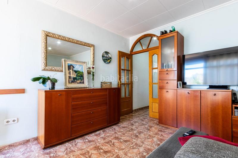 Foto 1cbd2046-7d43-4072-8f7a-83532f8a69c0. Haus mit heizung parking in Creu Alta Sabadell