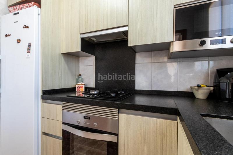 Foto 3adaad5f-56ed-4696-b644-96c17f22558b. Haus mit heizung parking in Creu Alta Sabadell