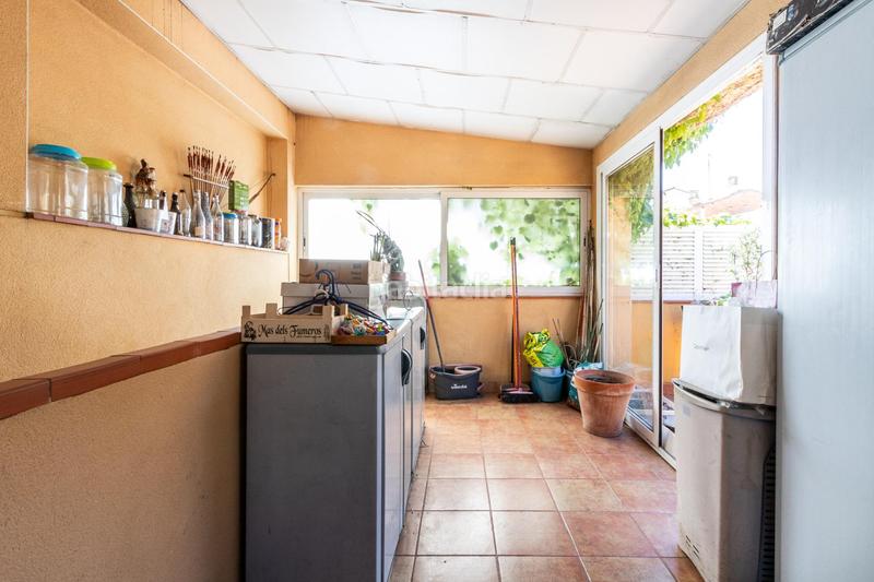 Foto 410b3615-45e8-44d6-a641-87c447c3af44. Haus mit heizung parking in Creu Alta Sabadell