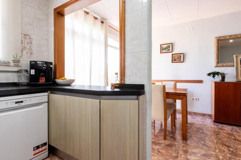 Foto 4ccec586-336c-4ad3-a981-f4624aeba49e. Haus mit heizung parking in Creu Alta Sabadell