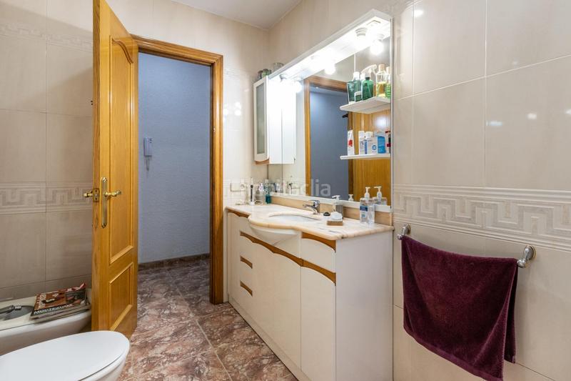 Foto 547059aa-8e2a-42ab-980e-5497ba7355fe. Haus mit heizung parking in Creu Alta Sabadell