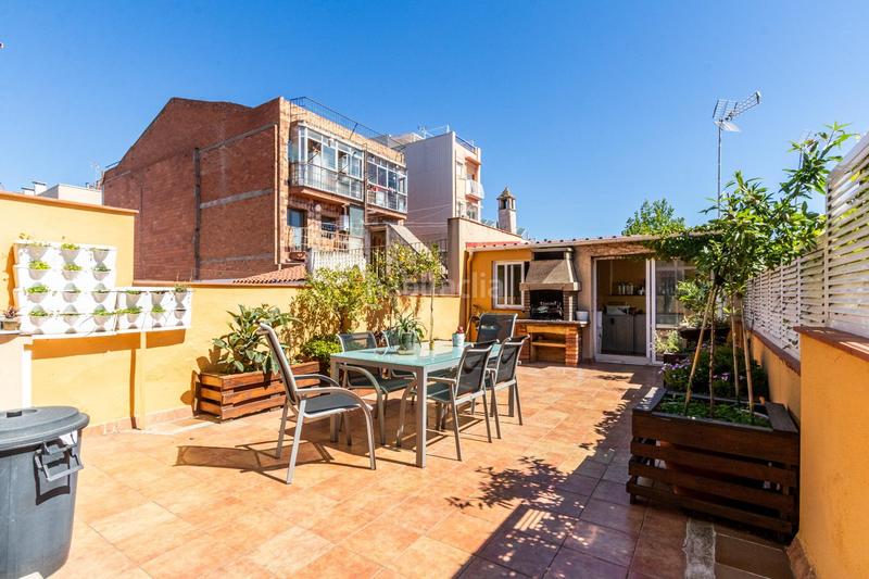 Foto dccdcee6-45aa-40e6-8afc-91de0263b492. Haus mit heizung parking in Creu Alta Sabadell