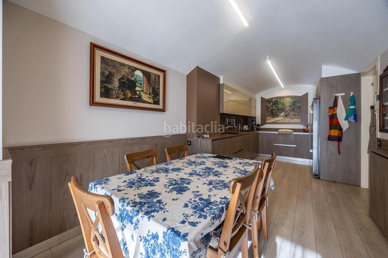 Foto 5d69a3a9-f8a8-43a2-85db-41e856528fc5. Casa con riscaldamento parcheggio in Centre Sabadell