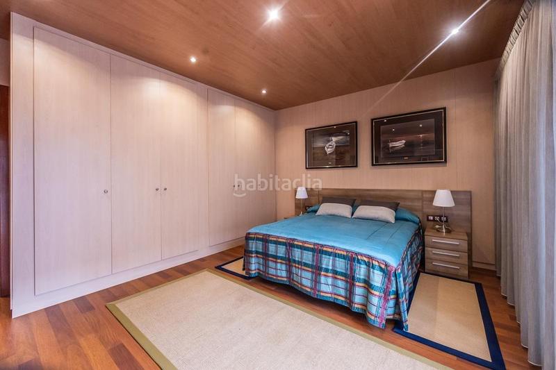 Foto c9fafbca-535a-4a66-861d-012230a4f060. Casa con riscaldamento parcheggio in Centre Sabadell