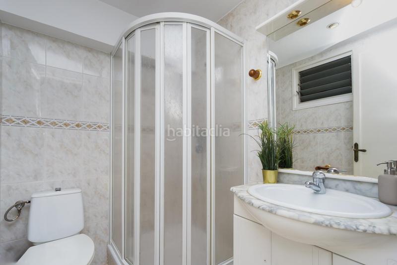 Foto 27558359-8345-4831-bd01-4a12b9342793. Maison jumelée avec chauffage parking dans Hostafrancs Sabadell