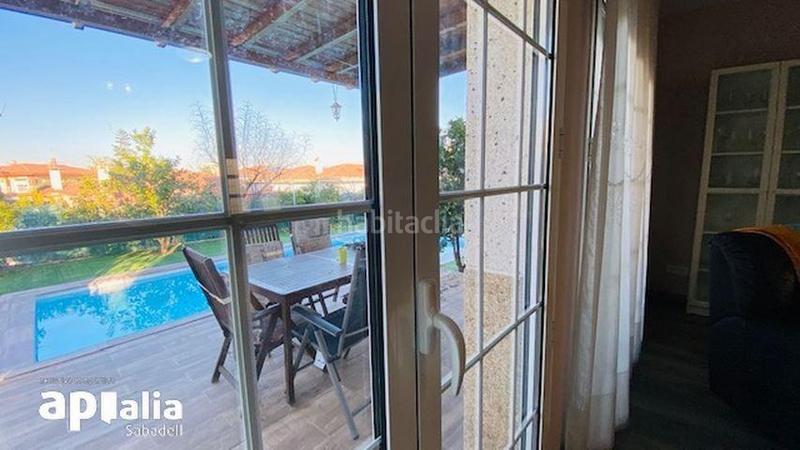 Foto 541886a9-bb2e-4b73-861b-e58f1caff182. Chalet con riscaldamento parcheggio piscina in Castellarnau Sabadell