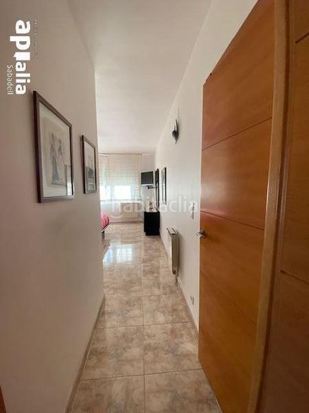 Foto d7f0df56-5777-41f6-9525-5a9b57134d40. Chalet con riscaldamento parcheggio piscina in Castellarnau Sabadell