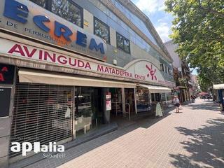 Local Comercial a Avenida de matadepera 38. Local comercial con excelente visibilidad en plena av. matadeper