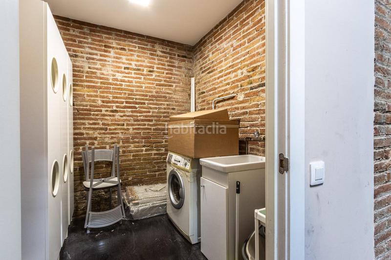 Foto 79029502-bd30-4e61-bb79-85174a1ced2b. Haus mit heizung parking in Centre Sabadell