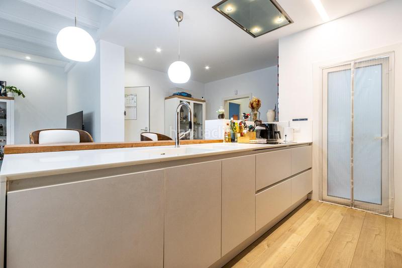 Foto 99d74e27-d8ad-4d98-a420-721818fd87f2. Haus mit heizung parking in Centre Sabadell