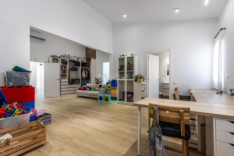 Foto a6e5d851-d3b9-4e5d-b613-7958979d8848. Haus mit heizung parking in Centre Sabadell