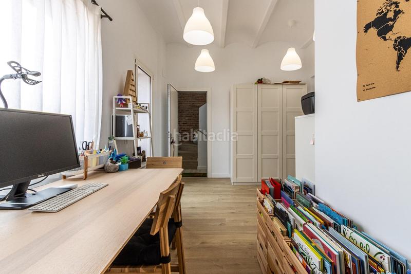 Foto b435853a-bee3-40de-8c93-893454b23078. Haus mit heizung parking in Centre Sabadell