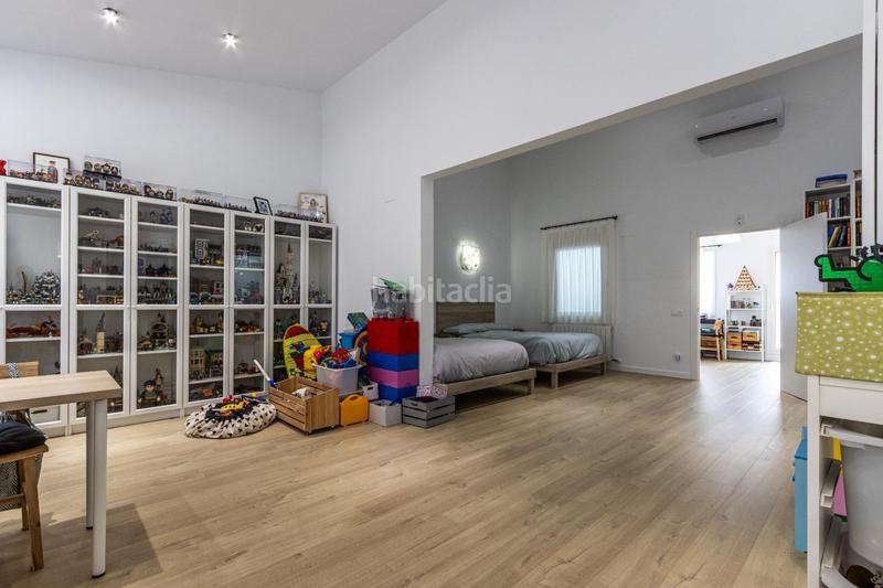 Foto d9f45715-18d9-47dd-b98c-d31187aa24fd. Haus mit heizung parking in Centre Sabadell