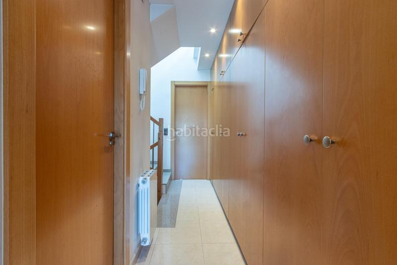 Foto 1dee9f67-6bb9-4b5d-9989-6ac88d85020c. Casa a schiera con riscaldamento parcheggio in La Romànica Barberà del Vallès