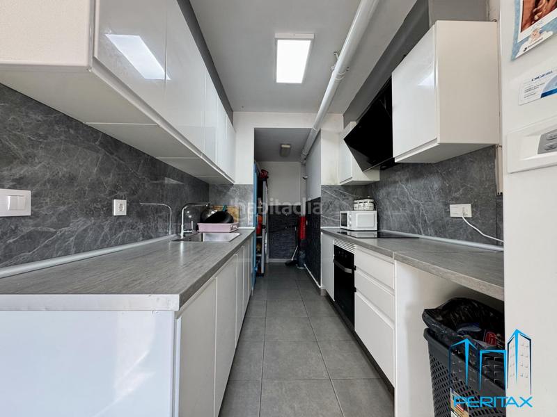 Foto 02da286d-c5bf-41d2-8c0c-5c905f0f487f. Pis amb aparcament a Can Puiggener Sabadell