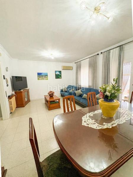 Foto bae0f8dc-c9a0-4e27-8324-75381d6d0ac1. Casa adosada espaciosa casa adosada, de 5 habitaciones, patio y sótano. en Castellar del Vallès