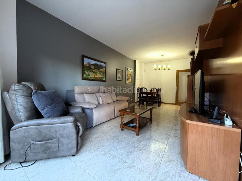 Foto fe149716-aac1-41a8-9b63-77e2e48607ad. Pis amb calefacció aparcament piscina a Campoamor Sabadell