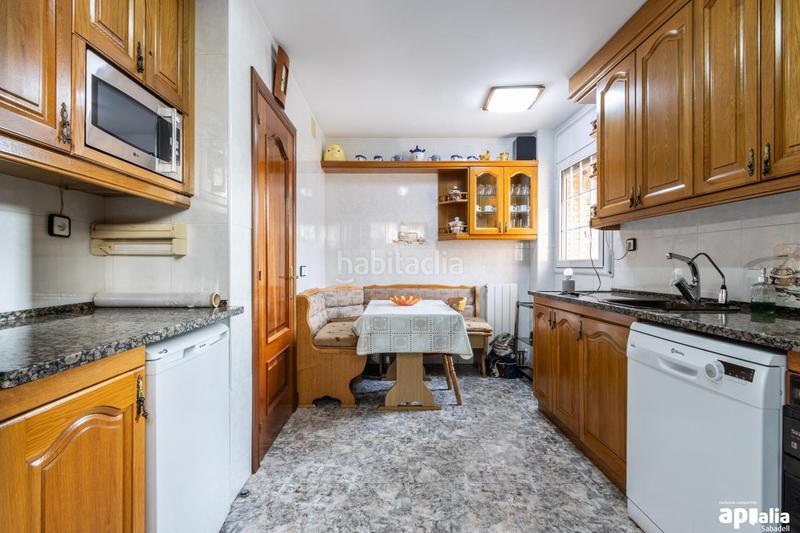 Foto 00ba9cb0-dd36-4fdf-b7c8-d75a3ef92762. Casa adosada  unifamiliar a Can Rull en Sabadell