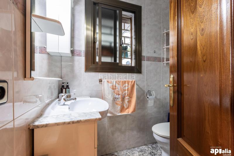 Foto 0db50bc0-6b56-4810-b5a7-6d9ebf1da729. Casa adosada  unifamiliar a Can Rull en Sabadell