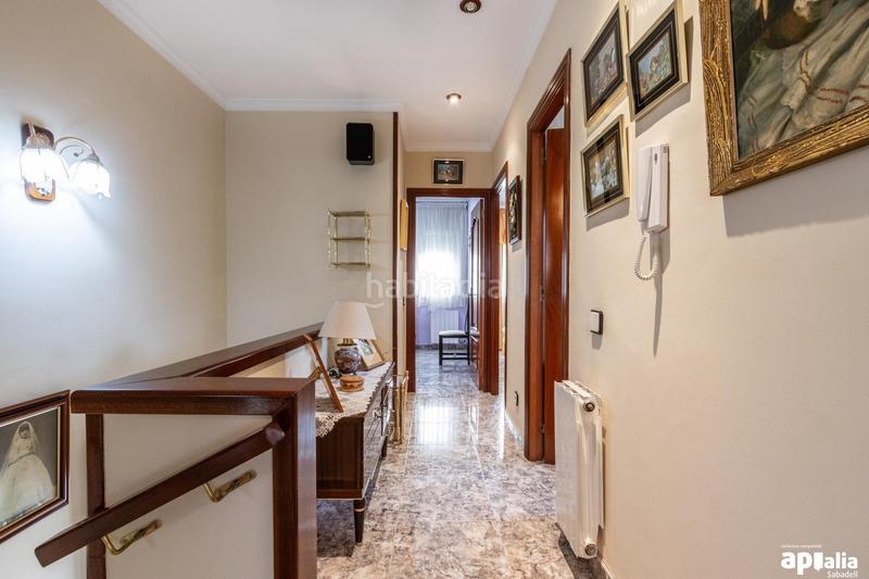 Foto 276f22b4-3b84-4f4f-be5d-888fc2082772. Casa adosada  unifamiliar a Can Rull en Sabadell