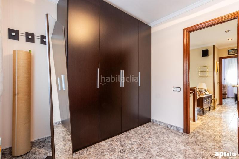 Foto c2fbd638-b60b-4804-a22d-287f9eb5a86a. Casa adosada  unifamiliar a Can Rull en Sabadell