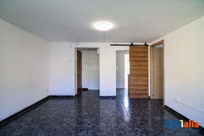 Foto 693c84a1-52b1-42e9-b642-51df971b802c. Flat with heating in Torre-romeu Sabadell