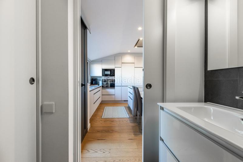 Foto 0bb95e20-ed52-4028-a5a6-0c0f3c068f38. Attico con riscaldamento parcheggio in Centre Sabadell