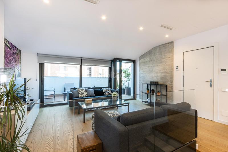 Foto 3639cfb2-2887-481f-aa86-a5f96428fab2. Attico con riscaldamento parcheggio in Centre Sabadell