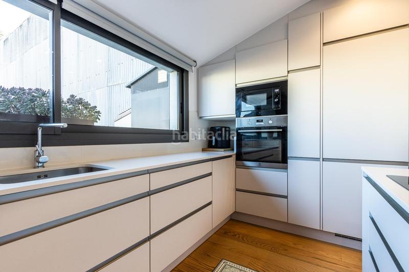 Foto 46b00e59-9279-4ae5-8373-208f18a63f95. Attico con riscaldamento parcheggio in Centre Sabadell