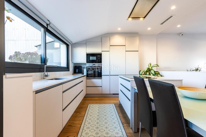 Foto 919ee38a-4106-4407-b5d9-a94ac9014e15. Attico con riscaldamento parcheggio in Centre Sabadell