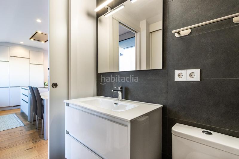 Foto d24ec439-fe76-4001-aec7-df91a07138b2. Attico con riscaldamento parcheggio in Centre Sabadell