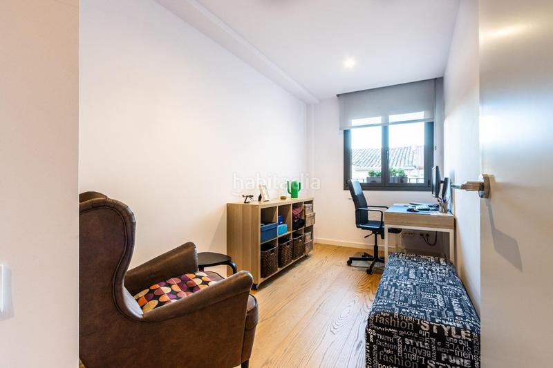 Foto f9004825-118e-423e-a3cd-2114d0539d4e. Attico con riscaldamento parcheggio in Centre Sabadell