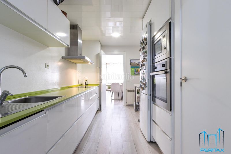 Foto 77509c49-183e-4514-9a1b-636c7914ec3f. Duplex avec chauffage dans Eixample Sabadell