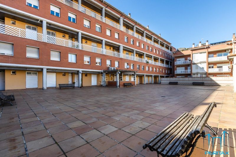 Foto 7cf8df12-e26d-4142-a60c-5234d20964af. Duplex avec chauffage dans Eixample Sabadell