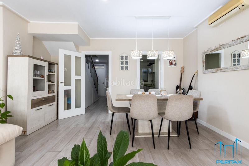 Foto 995a19fa-6cdf-44dc-a3dd-d6e611c56b21. Duplex avec chauffage dans Eixample Sabadell