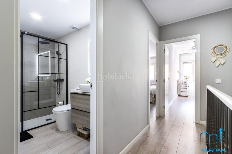 Foto 9a14342f-9cbb-4c48-98f3-6c5b947a1467. Duplex avec chauffage dans Eixample Sabadell