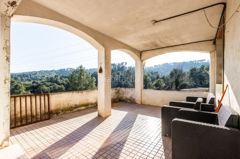 Foto 1751d732-5b68-45be-b2dc-99b936311f4d. Masia amb aparcament a Sentmenat