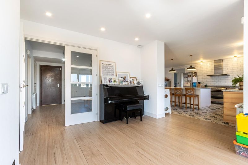 Foto 6f8bf309-49cf-40f2-bfd8-478b59457efd. Masia amb aparcament a Sentmenat