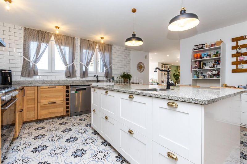 Foto 95622fac-7675-4450-bdef-d8d627921142. Masia amb aparcament a Sentmenat