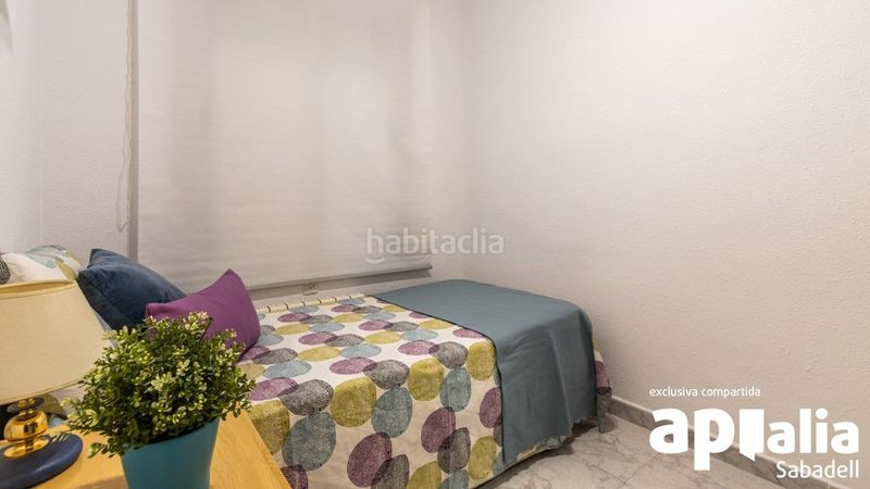 Foto 37fd0c24-1736-40d0-ad0d-58407eca0676. Planta baja  impecable en Can Rull, sin barreras, 3 habitaciones y entorno residencial tranquilo en Sabadell