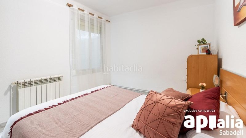 Foto a0337900-b17e-4d4c-8cb2-cf129dab8390. Planta baja  impecable en Can Rull, sin barreras, 3 habitaciones y entorno residencial tranquilo en Sabadell