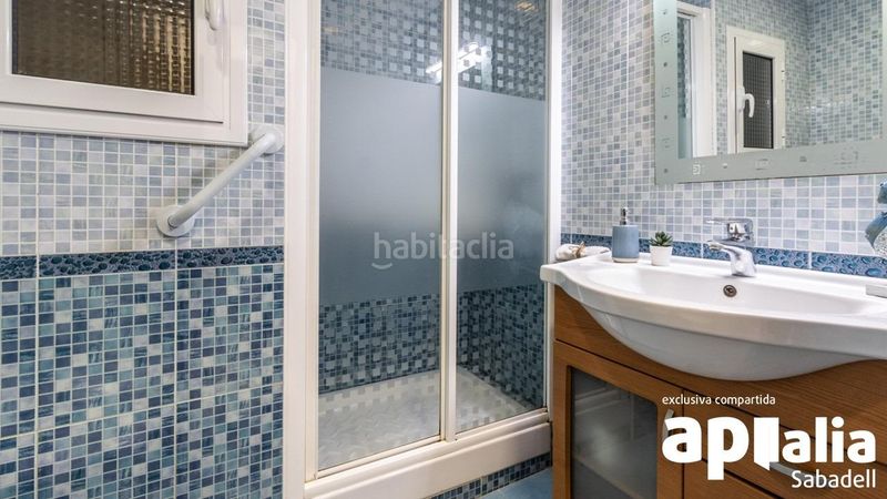 Foto b9009d31-6012-45ff-bfad-209c07fd9a94. Planta baja  impecable en Can Rull, sin barreras, 3 habitaciones y entorno residencial tranquilo en Sabadell