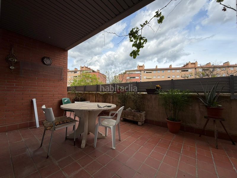 Foto 12247ed4-6ca6-4db4-9568-c1dad5d7f693. Planta baja exclusiva planta baja con terraza, 3 habitaciones y pk frente al parque de Can Gambús en Sabadell