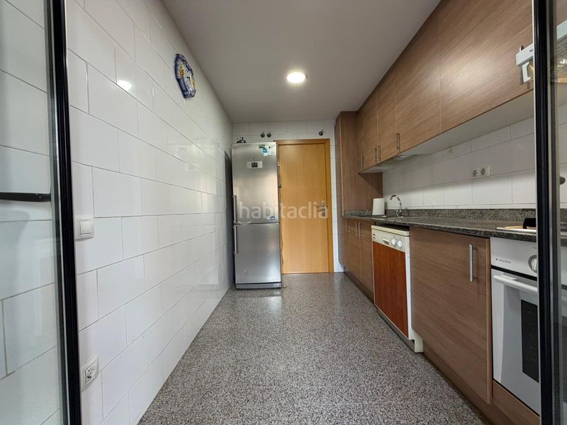 Foto 1df00d61-497d-4483-bd46-dbbdd04d209a. Planta baja exclusiva planta baja con terraza, 3 habitaciones y pk frente al parque de Can Gambús en Sabadell
