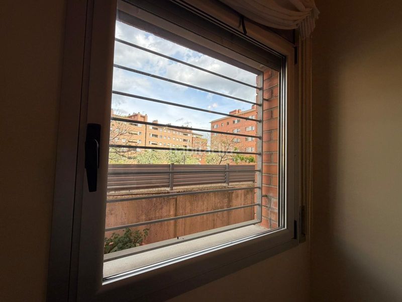 Foto 261bca08-cada-4cce-9c8f-c366fb4dba64. Planta baja exclusiva planta baja con terraza, 3 habitaciones y pk frente al parque de Can Gambús en Sabadell