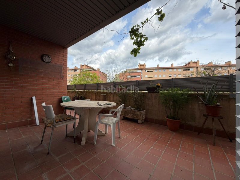 Foto 633187ca-5bbd-41e9-8617-fce456670d16. Planta baja exclusiva planta baja con terraza, 3 habitaciones y pk frente al parque de Can Gambús en Sabadell