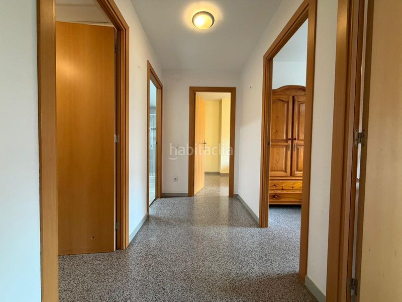 Foto 87e0b659-b820-4219-b379-0d8b47311fe4. Planta baja exclusiva planta baja con terraza, 3 habitaciones y pk frente al parque de Can Gambús en Sabadell