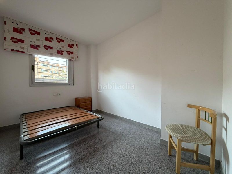 Foto daba2d6f-1aca-4525-9852-7b63db62484d. Planta baja exclusiva planta baja con terraza, 3 habitaciones y pk frente al parque de Can Gambús en Sabadell