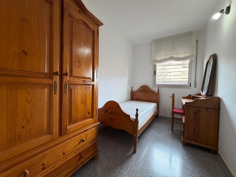 Foto e455bf66-23bb-43b3-bb02-2becdfcd60ad. Planta baja exclusiva planta baja con terraza, 3 habitaciones y pk frente al parque de Can Gambús en Sabadell